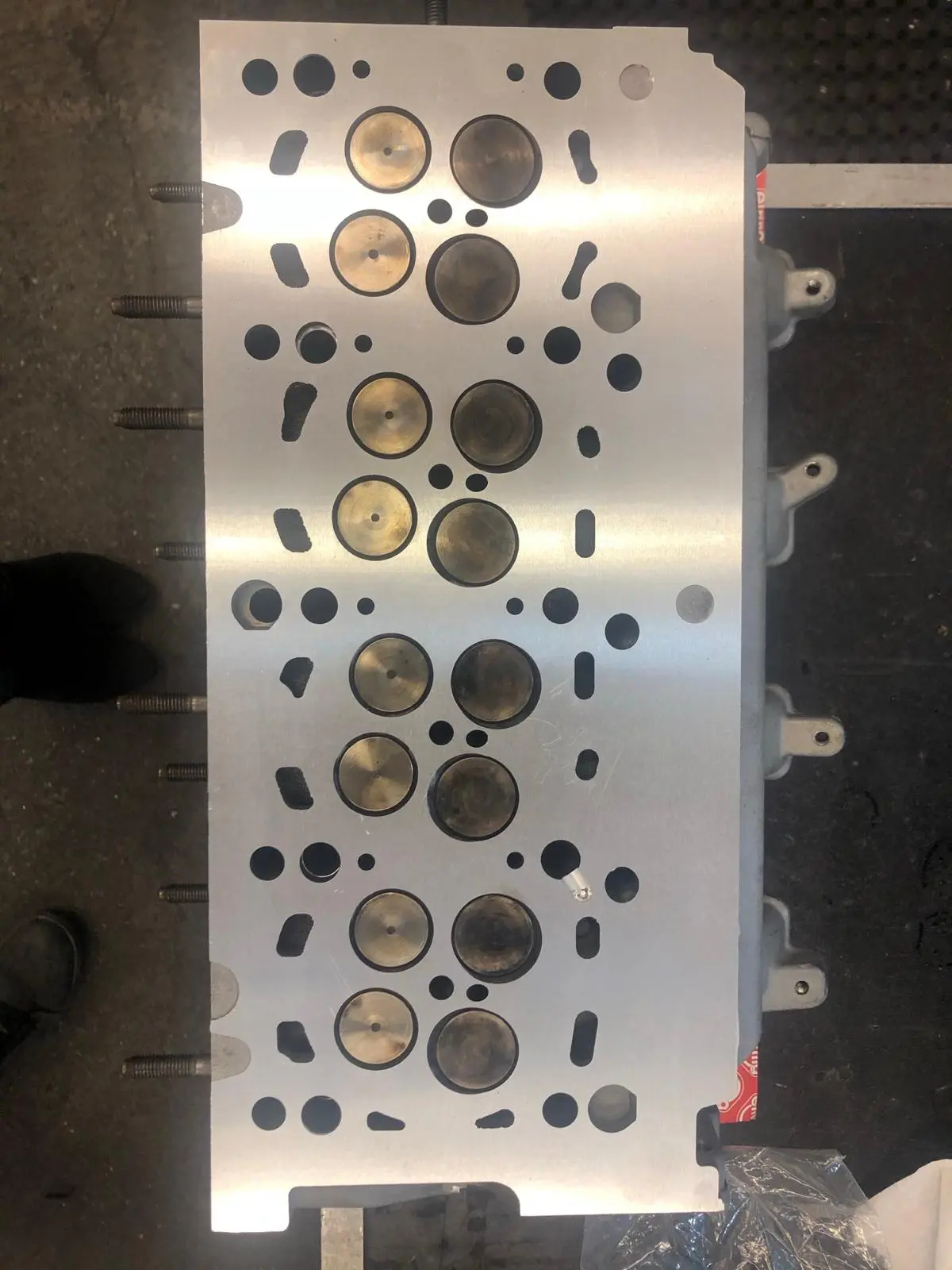 Naprawa silnika i przywrócenie pełnej sprawności w Auto Firma Legnica